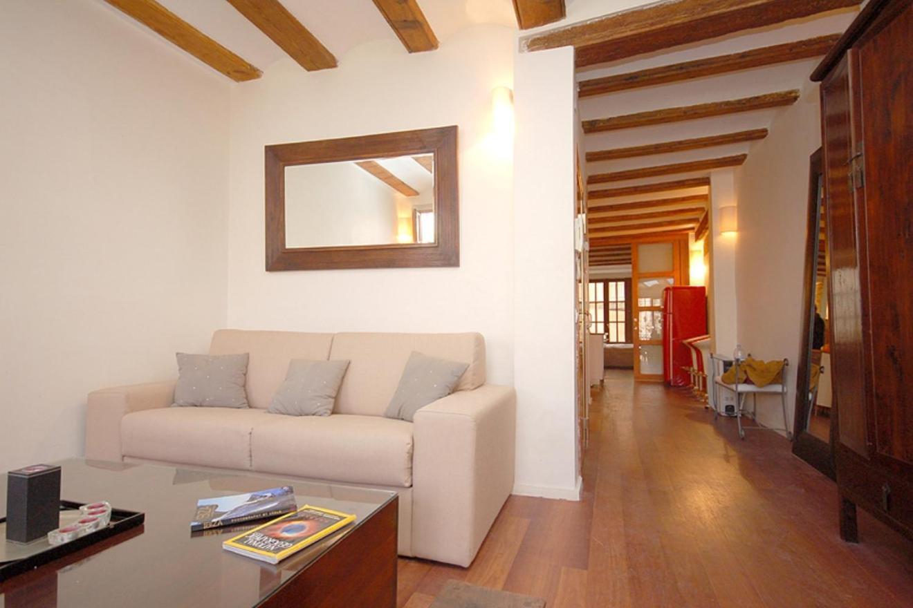 Beds & Breaks Ravel I Apartment Valencia Bagian luar foto